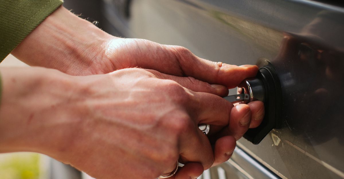 Where to Get a Cheap Car Key Replacement in San Antonio (Without the Dealership) — Pro San Antonio Locksmith